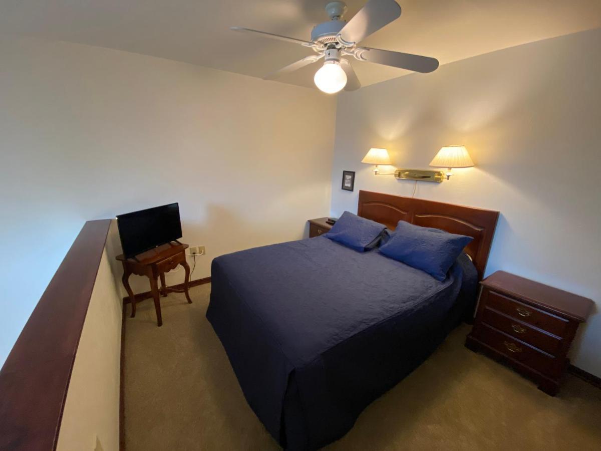 Baileys Harbor Yacht Club Resort Buitenkant foto