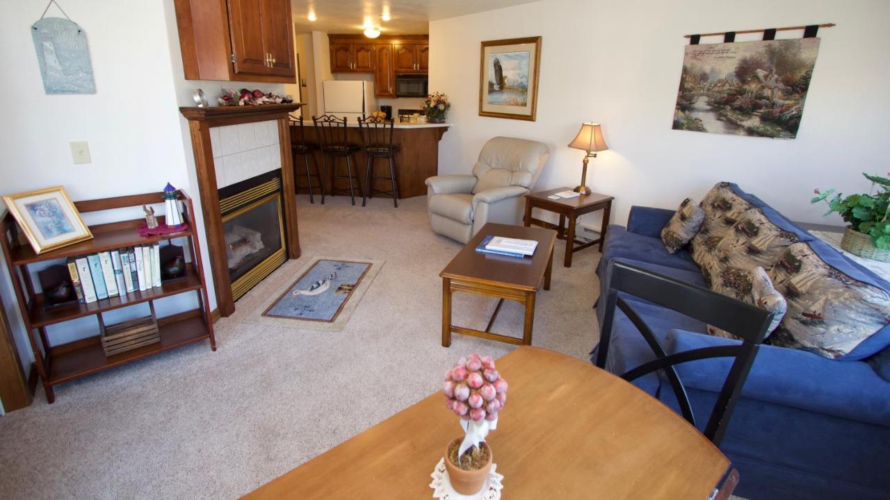 Baileys Harbor Yacht Club Resort Buitenkant foto